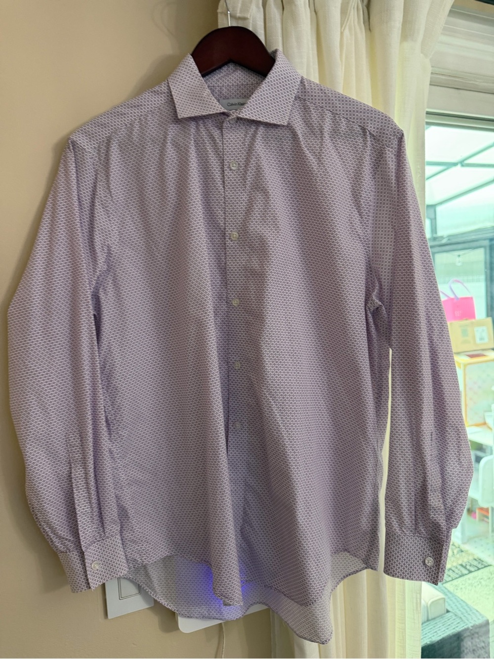 Calvin Klein- Performance Fabric - Lavender Patterned Dress Shirt - Large